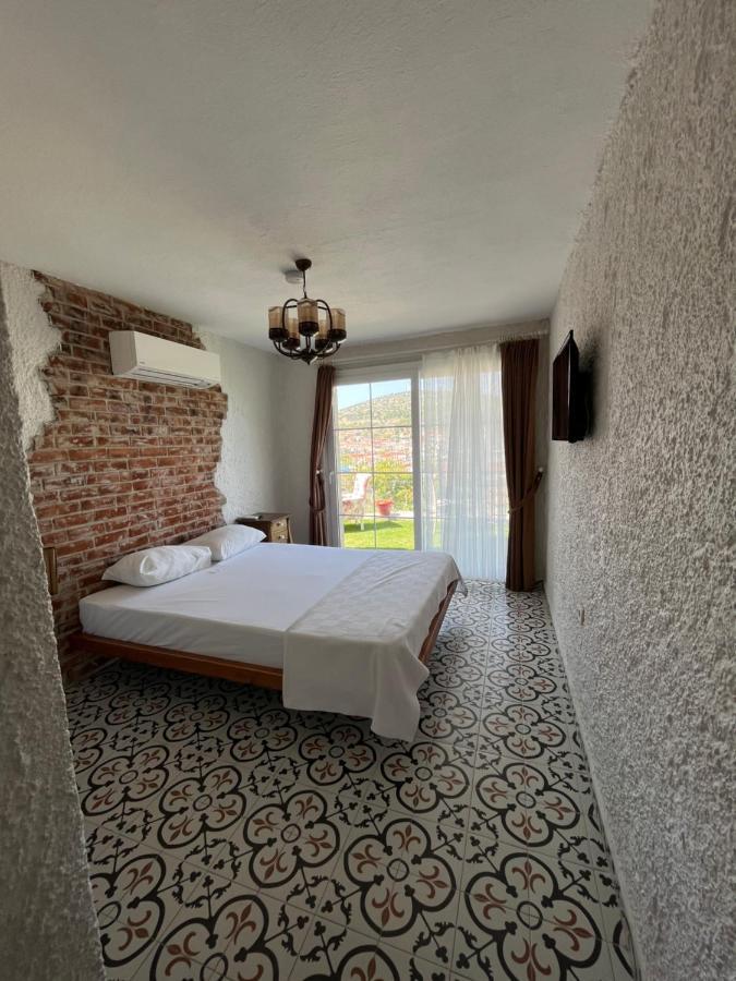 Villa Veria Cesme Bagian luar foto
